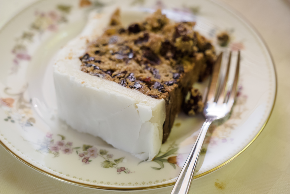 Bolo Simnel com marzipan